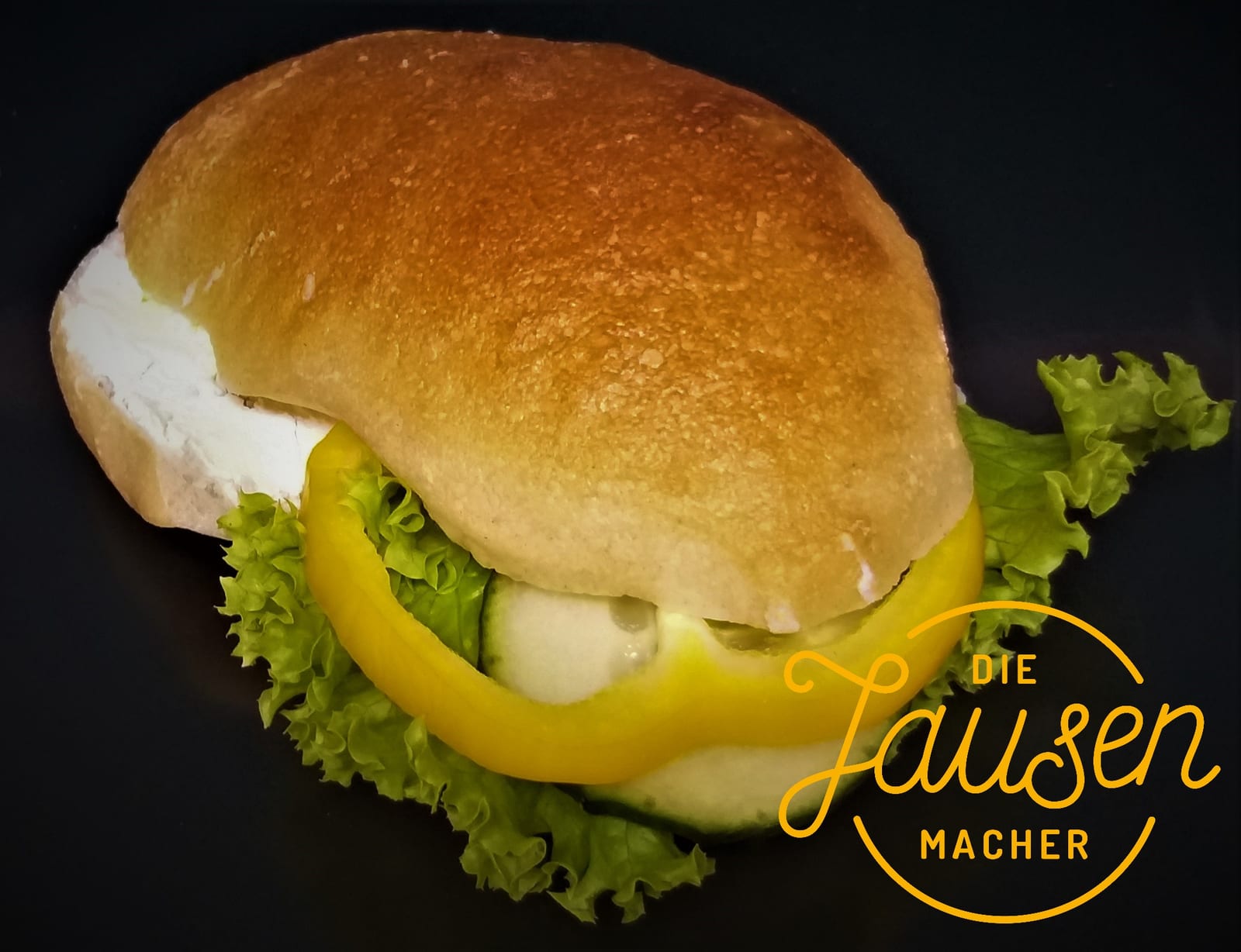 © Die Jausenmacher GmbH Ciabatta mit Streichkäse, Tomaten und Salat